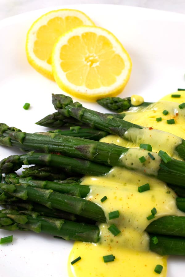 asparagus drizzled with a great hollandaise sauce recipe