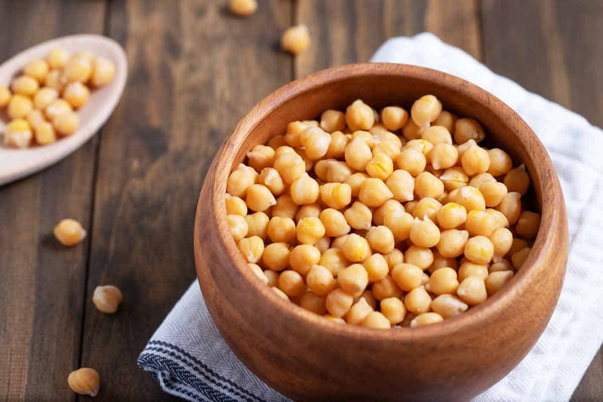 Bowl of cooked garbanzo beans.