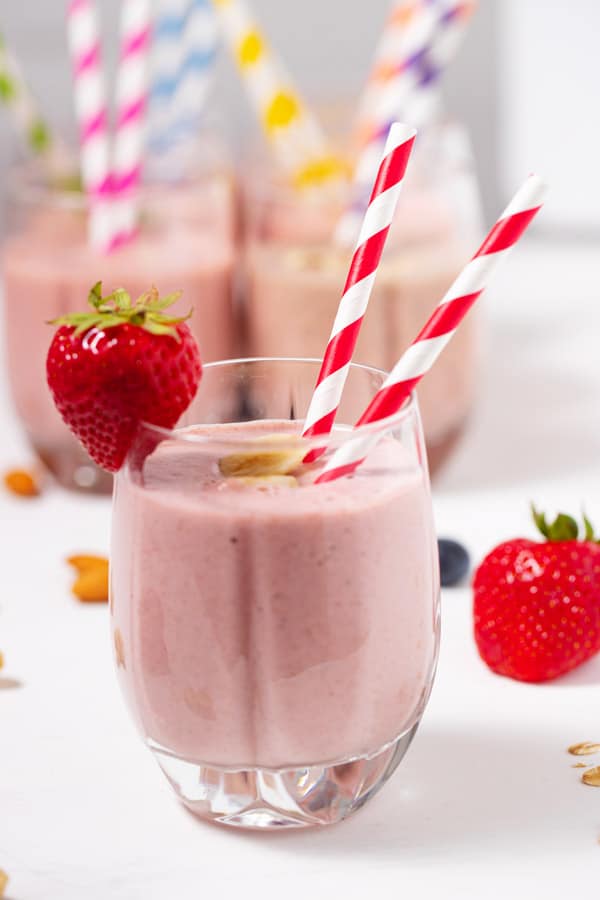 smoothie with strawberries and bananas in a glass