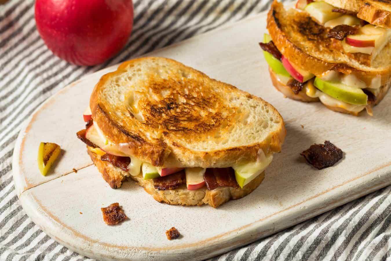 apple bacon grilled cheese sandwich