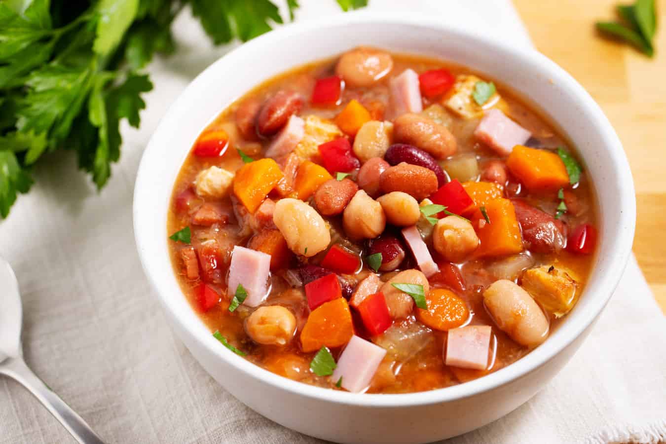 bowl of 15 bean soup mix