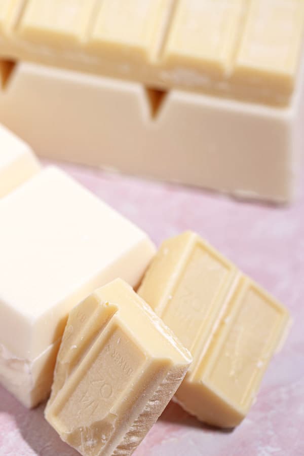 squares of almond bark and white chocolate