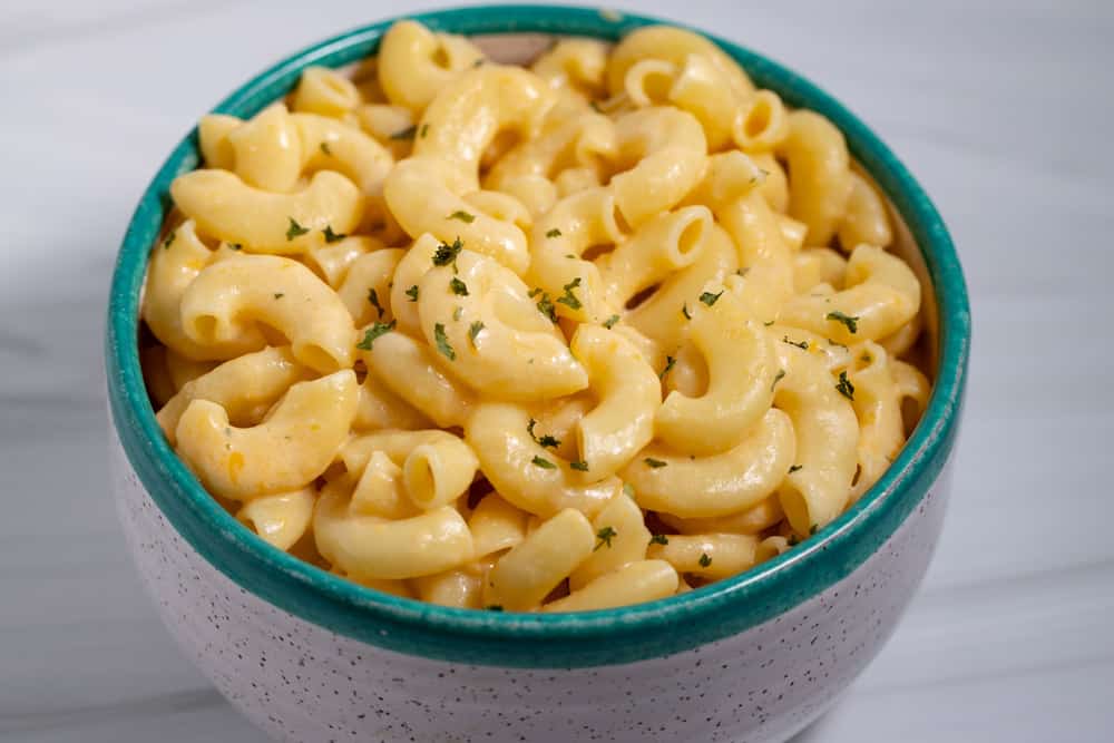 Quick Sunday lunch ideas include mac and cheese.