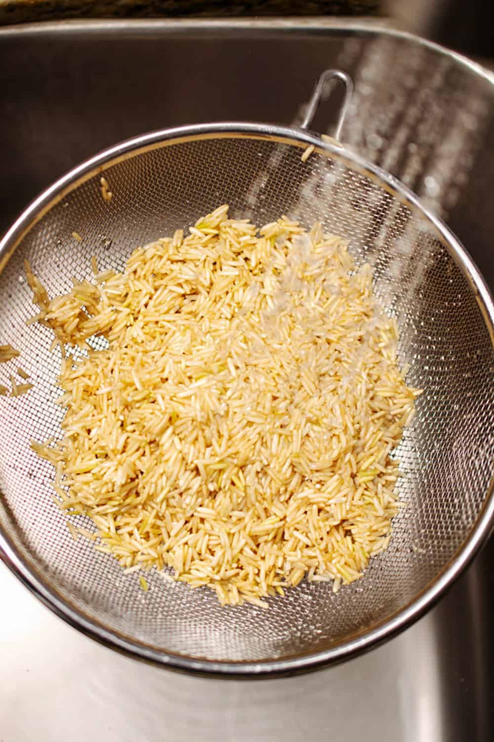rinse brown rice before cooking with pasta method