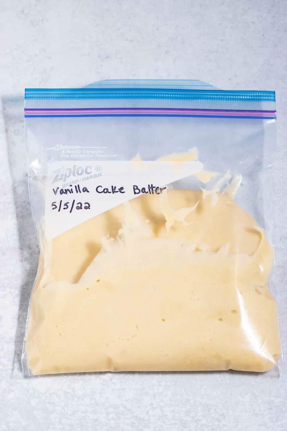 Freezing cake batter in a freezer zip-top bag.