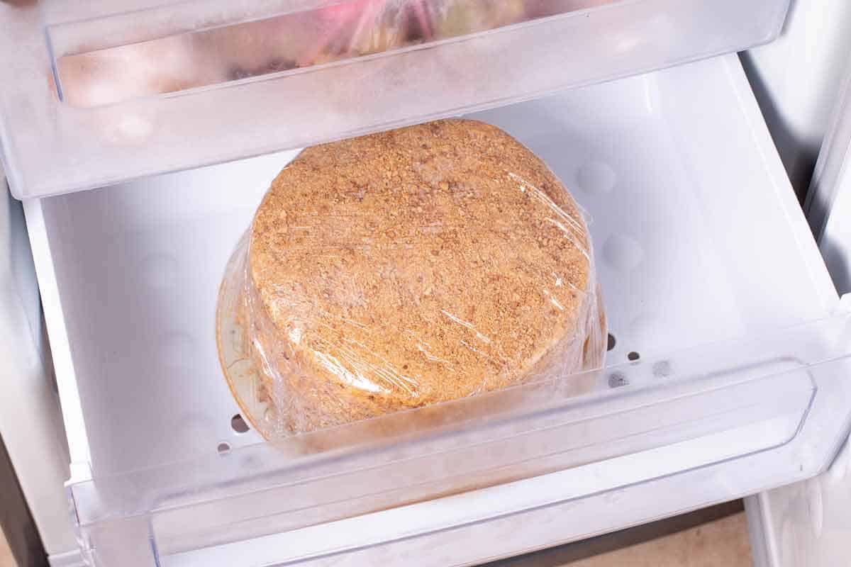 storing wrapped cake in the freezer