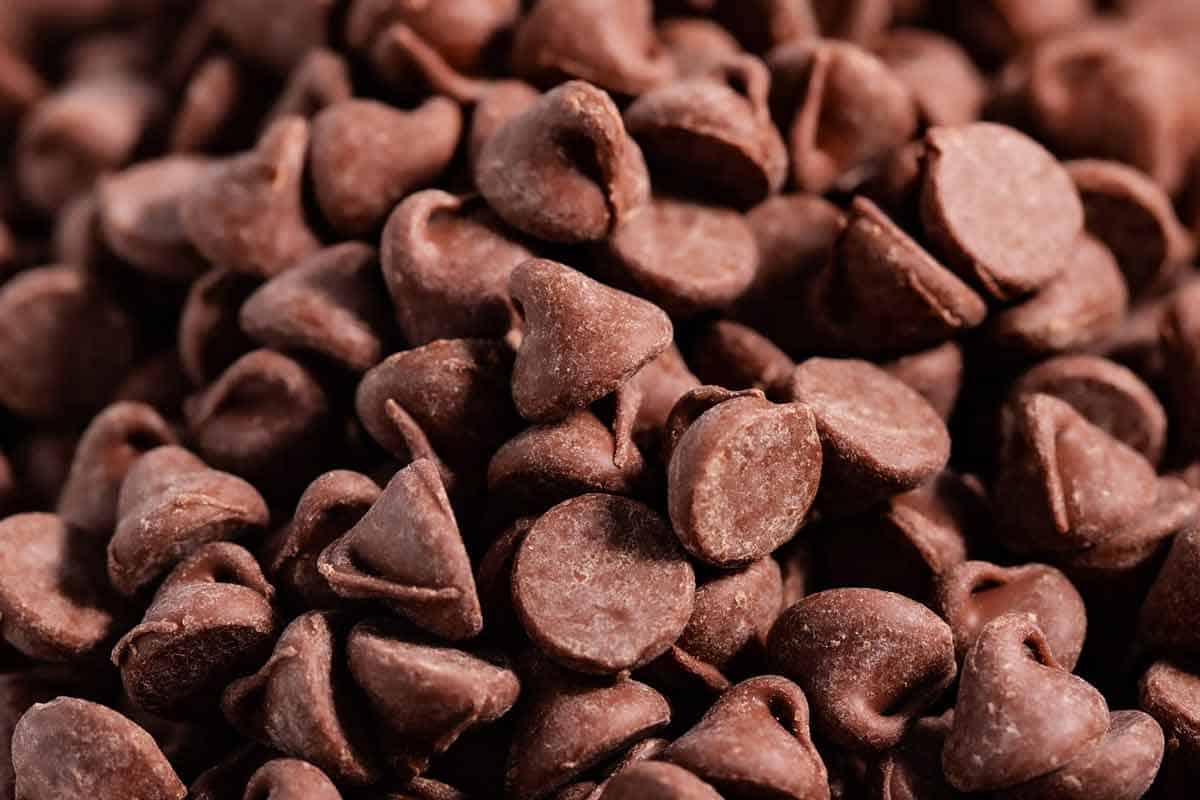 Pile of milk chocolate chips.