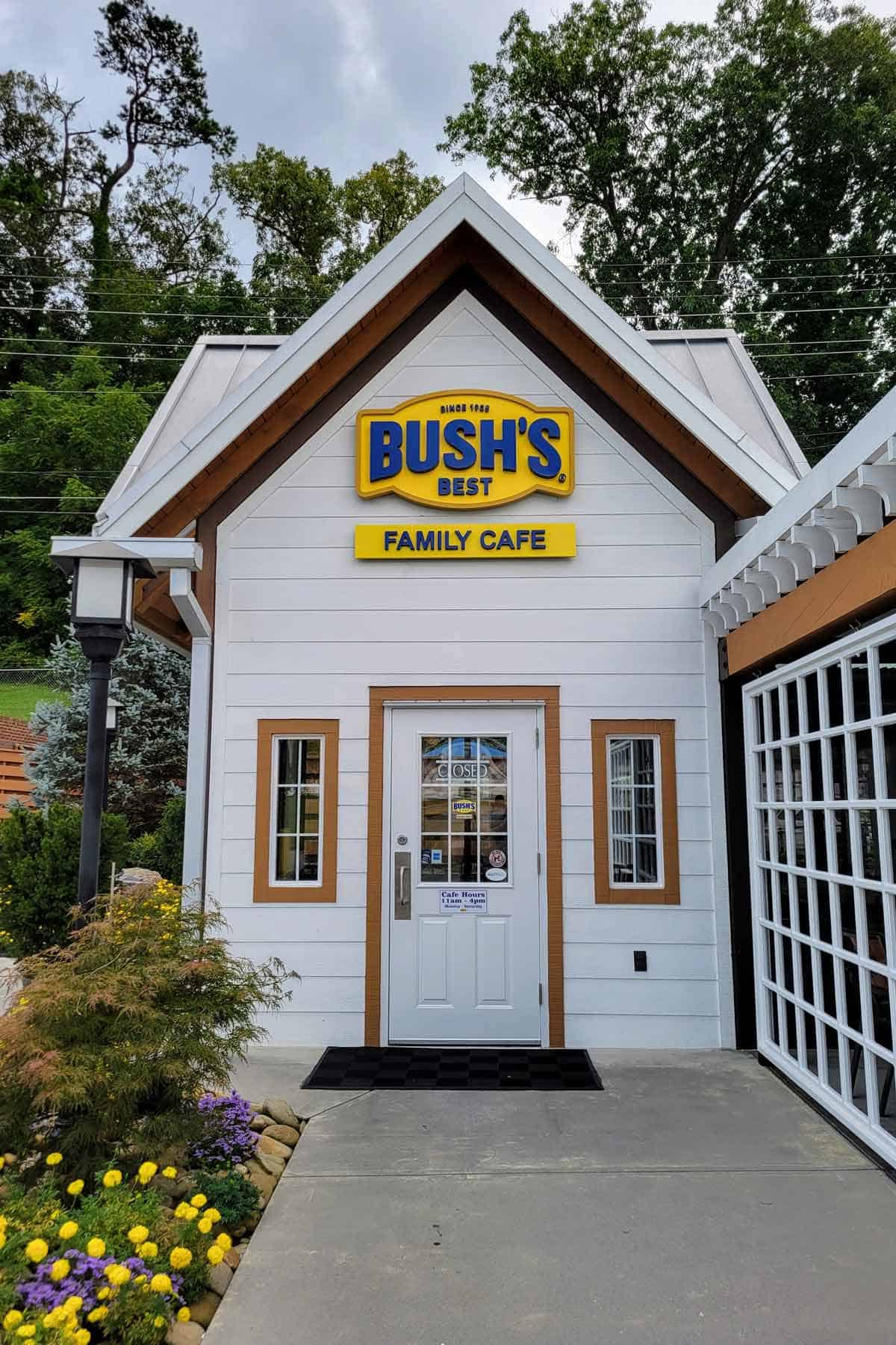 The outside entrance to Bush's Best Family Cafe.